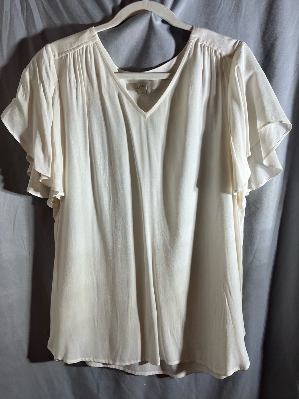 LOFT Cream V-Neck Flutter Sleeve Blouse